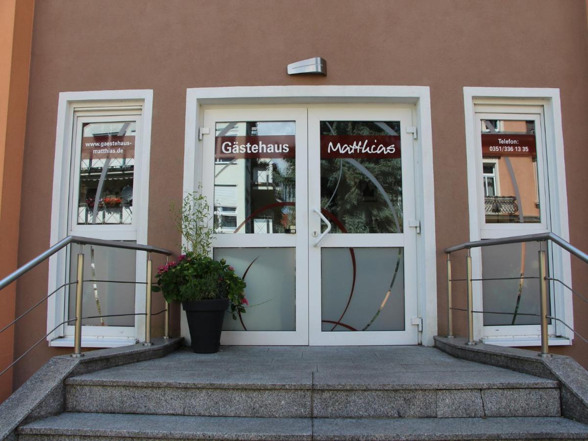 Apartments Und Zimmer Gaestehaus Matthias دريسدن المظهر الخارجي الصورة
