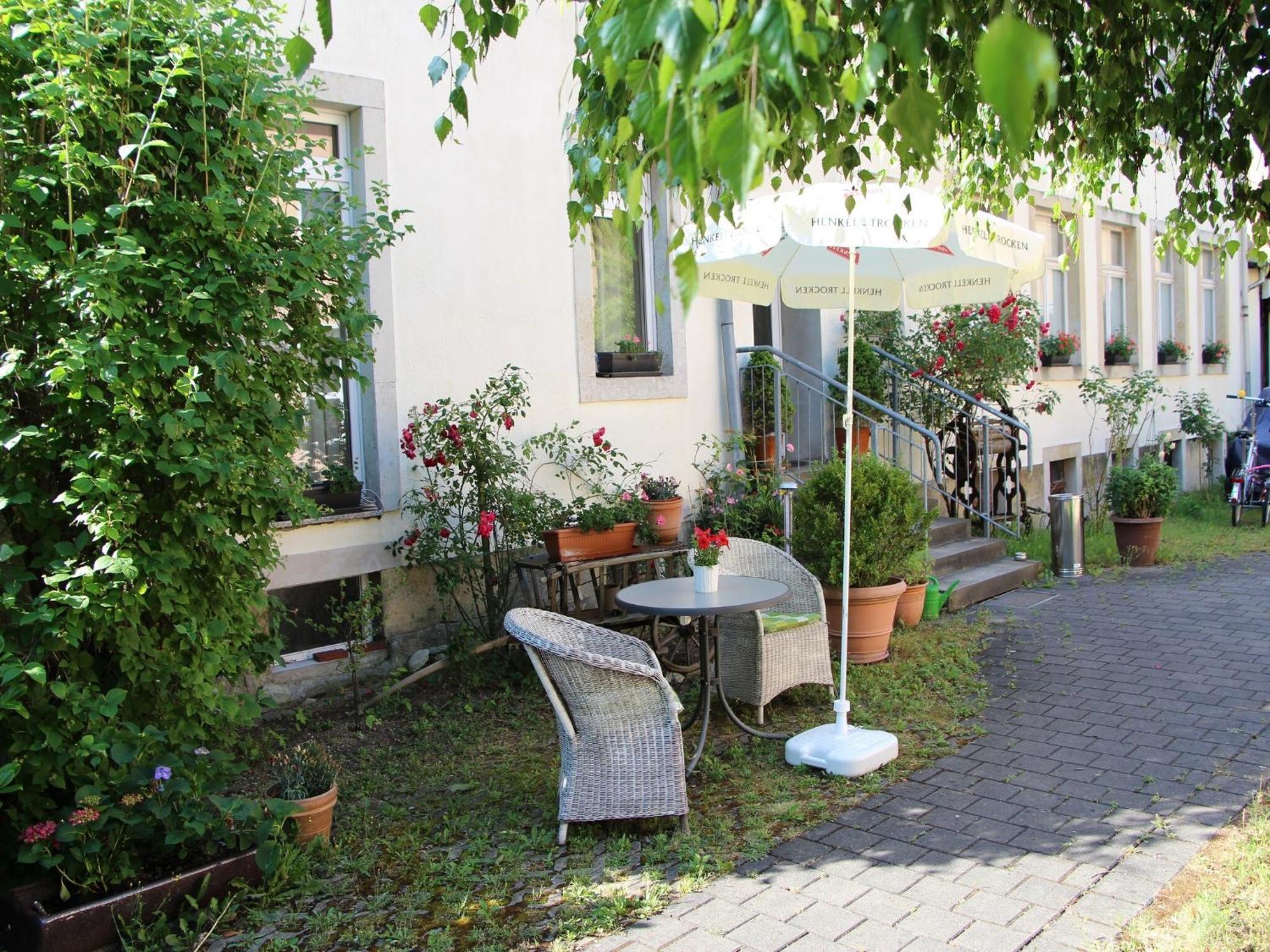 Apartments Und Zimmer Gaestehaus Matthias دريسدن المظهر الخارجي الصورة