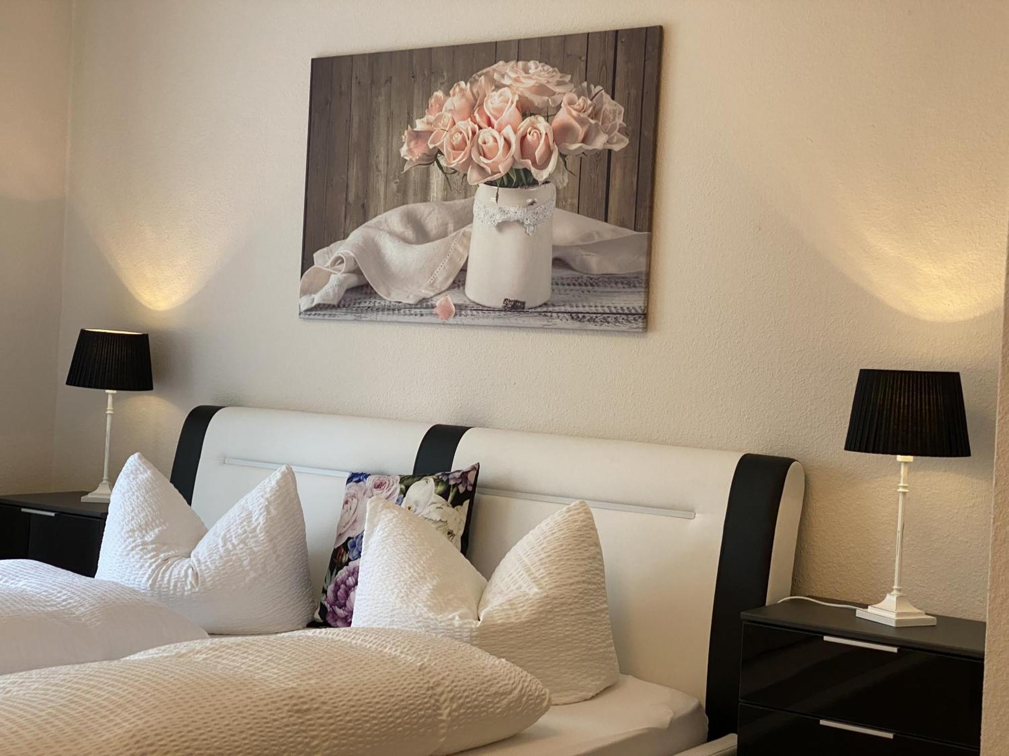 Apartments Und Zimmer Gaestehaus Matthias دريسدن الغرفة الصورة